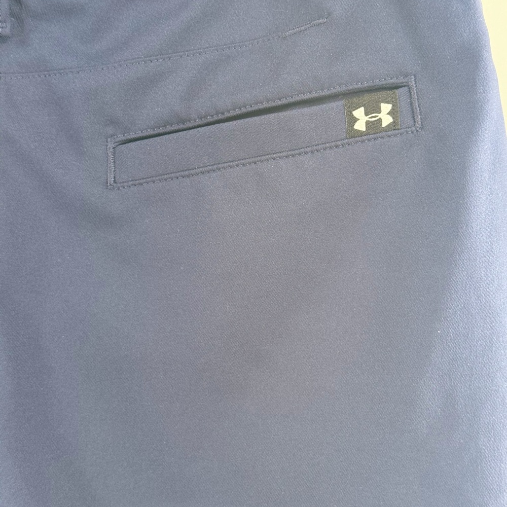 EUC Under Armour Kids Blue Matchplay Golf Shorts - Picture 10 of 12